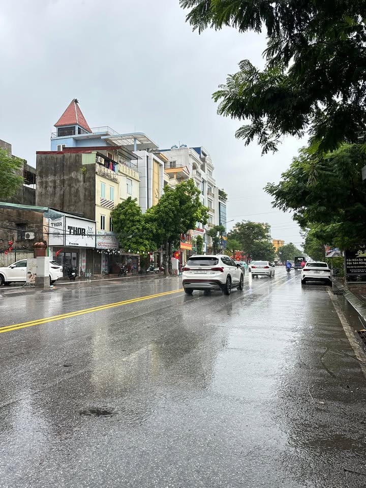 Nhà mặt đường Bạch Đằng, Hồng Bàng 104m² giá 24 tỷ - Vị trí vàng, kinh doanh thuận lợi!