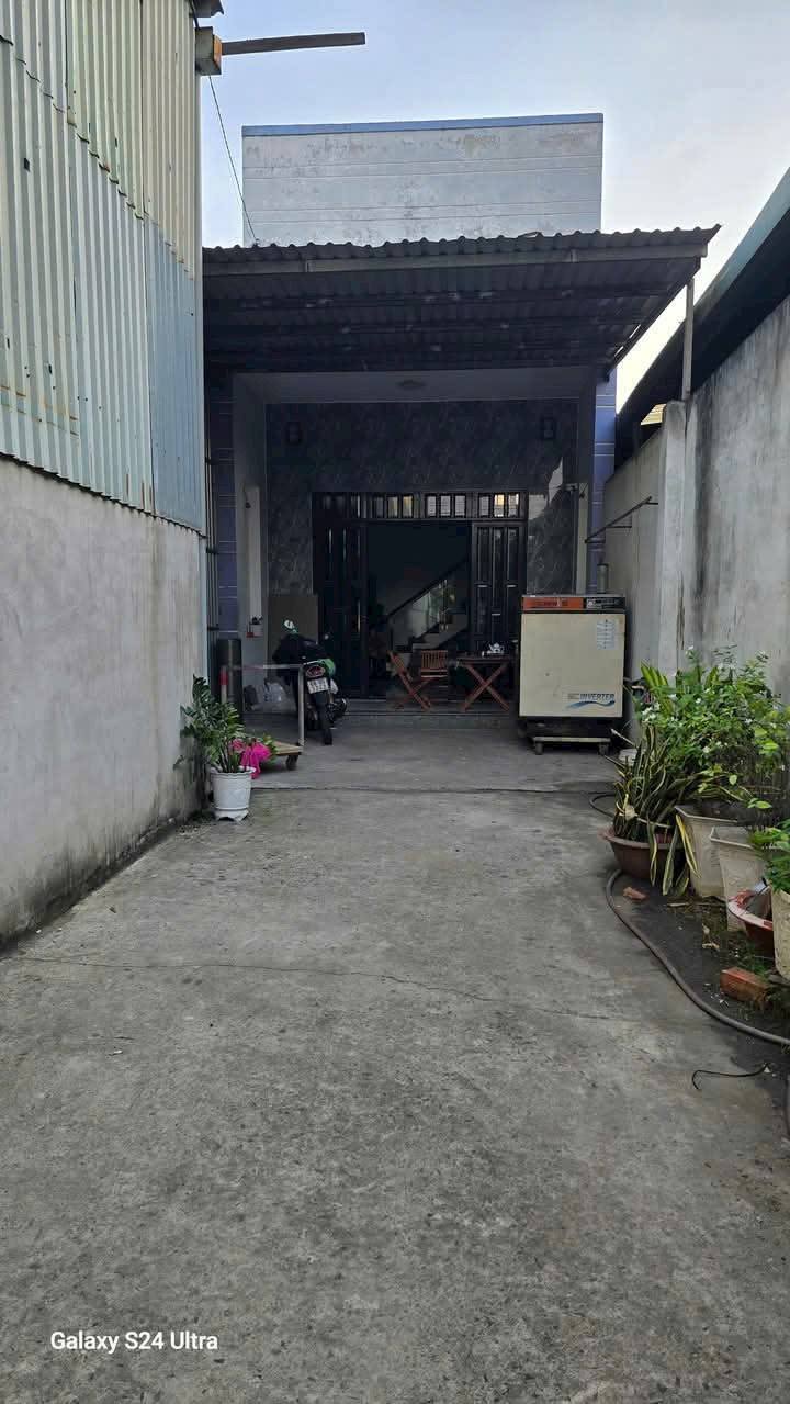 Đất thổ cư mặt tiền Lê Thị Út, Dĩ An 500m² giá 12.5 tỷ - Đầu tư sinh lời tuyệt vời!