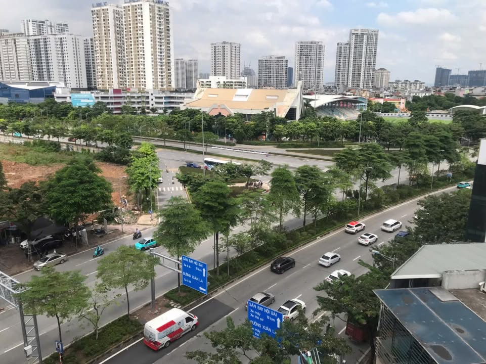 Cho thuê nhà mặt phố Võ Chí Công, Tây Hồ 71m² chỉ 90 triệu/tháng - Mặt bằng kinh doanh lý tưởng!