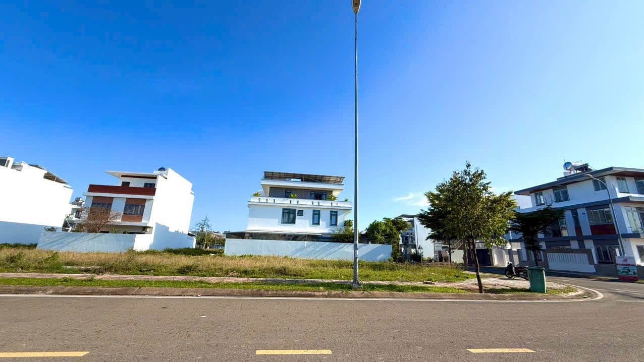 Bán lô đất Mỹ Gia – Trục đường số 8, Nha Trang 100m² giá 6.35 tỷ - Đầu tư sinh lời ngay!