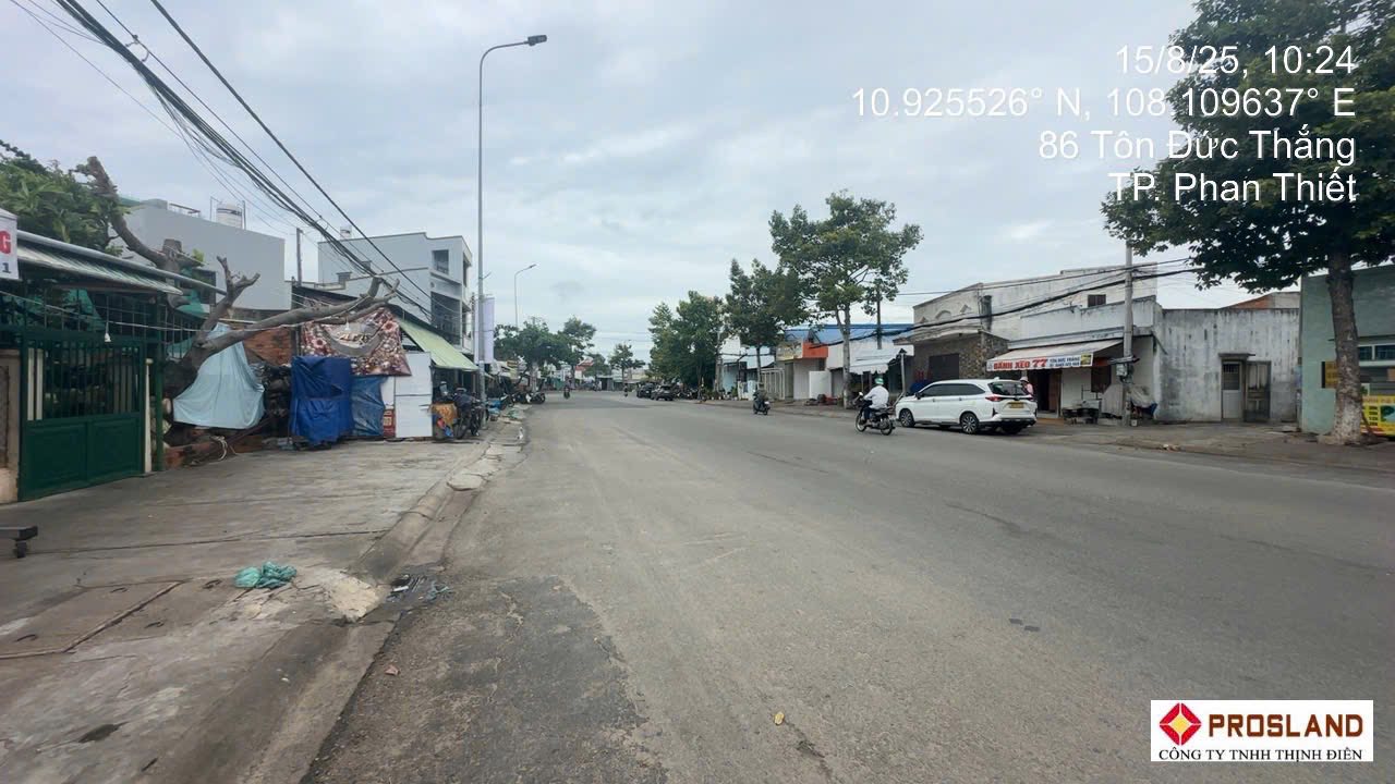 Bán nhà mặt phố Tôn Đức Thắng, Phan Thiết 324m² - Kinh doanh sầm uất!