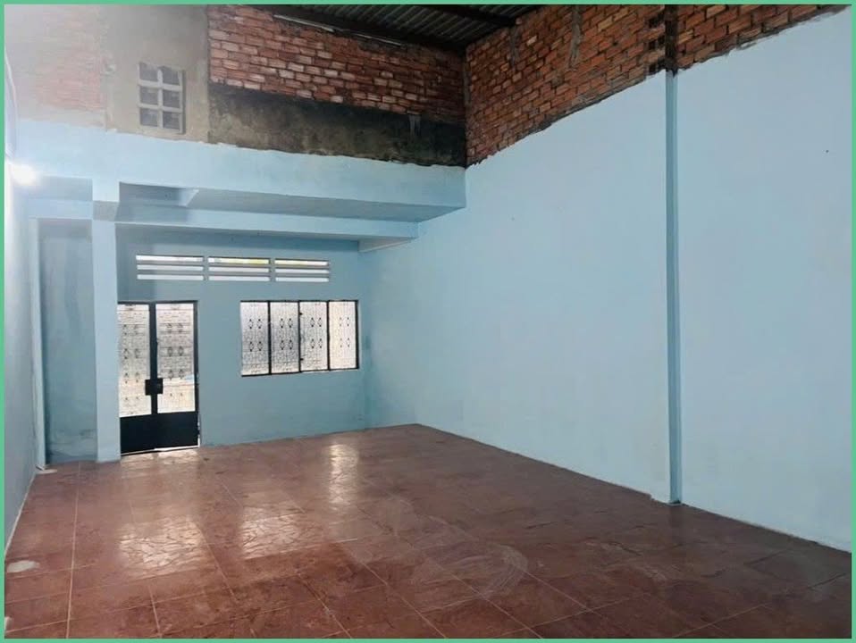 Nhà mặt tiền Trường Chinh, Tân Bình 115m² giá 36 triệu - Kinh doanh sầm uất!