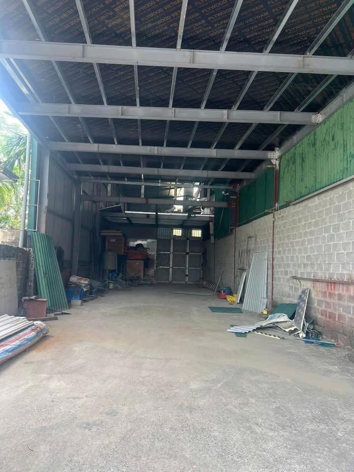 Cho thuê kho mặt sàn 450m² tại Thanh Oai - Sẵn sàng kinh doanh ngay!