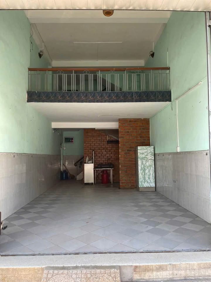 Cho thuê nhà mặt tiền đường 23/10 Nha Trang 50m² giá 15 triệu - Phù hợp kinh doanh