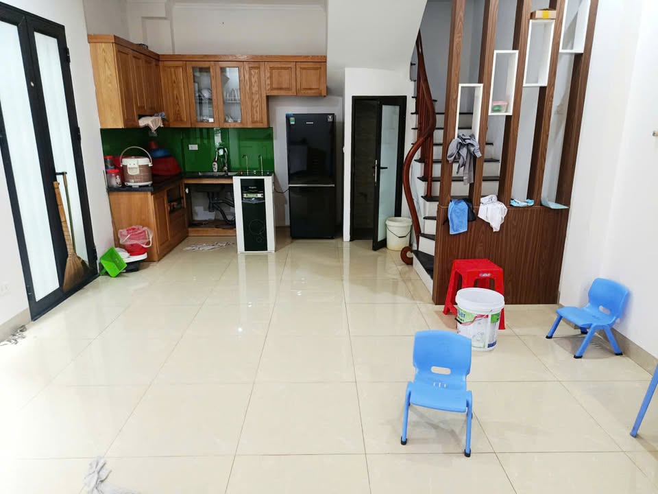 Căn hộ cho thuê 250 Kim Giang 35m² giá 12 triệu - Nhà mới xây đẹp