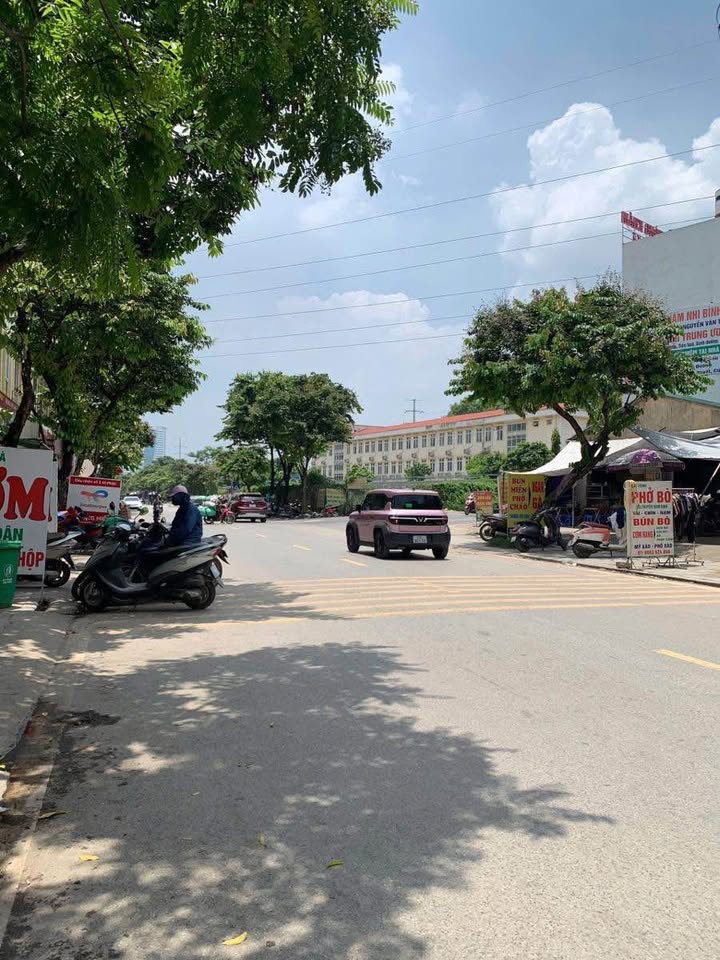 Nhà liền kề Yên Lộ, Yên Nghĩa 36m² giá 8 tỷ - Thiết kế hiện đại, thang máy sẵn sàng ở ngay!