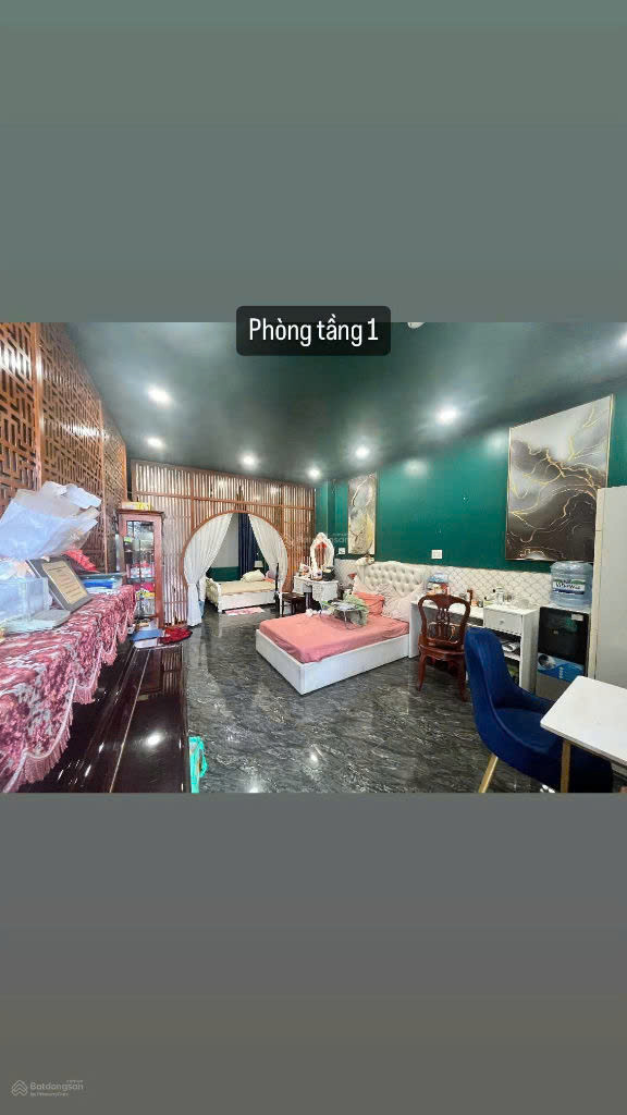 Cho thuê tòa nhà mặt tiền Nguyễn Văn Đậu, quận Bình Thạnh 105m² giá 70 triệu - Vị trí kinh doanh đắc địa!