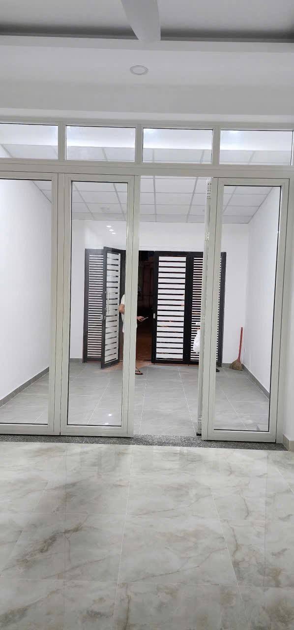 Nhà mặt tiền đường Chấn Hưng, Tân Bình - 83m² giá 34 triệu/tháng - Kinh doanh đa ngành nghề!