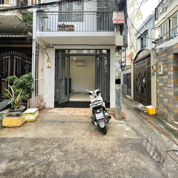 Cho thuê mặt bằng kinh doanh Quận 3 32m² - Vị trí đắc địa, thuận tiện kinh doanh!