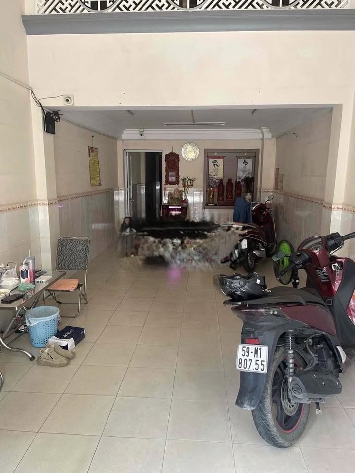 Nhà mặt tiền Hoàng Xuân Nhị, Tân Phú, 120m² chỉ 12 triệu - Cho thuê ngay!