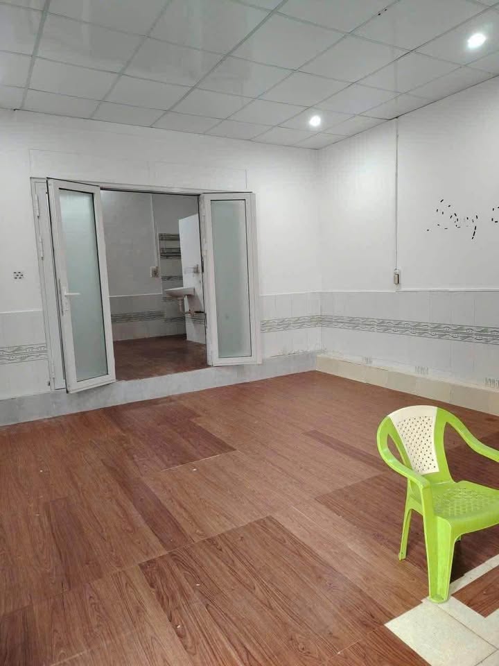 Nhà nguyên căn cho thuê mặt tiền Hùng Vương, Buôn Ma Thuột - Kinh doanh thuận lợi!