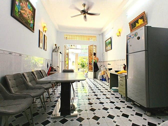 Nhà riêng cho thuê Nguyễn Cảnh Chân, Quận 1, 30m² giá 12,5 triệu - Địa điểm lý tưởng cho kinh doanh!