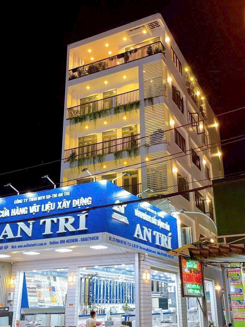 Bán nhà phố góc 2 mặt tiền Phan Huy Ích Gò Vấp 184m² giá 35 tỷ - Kinh doanh sầm uất!