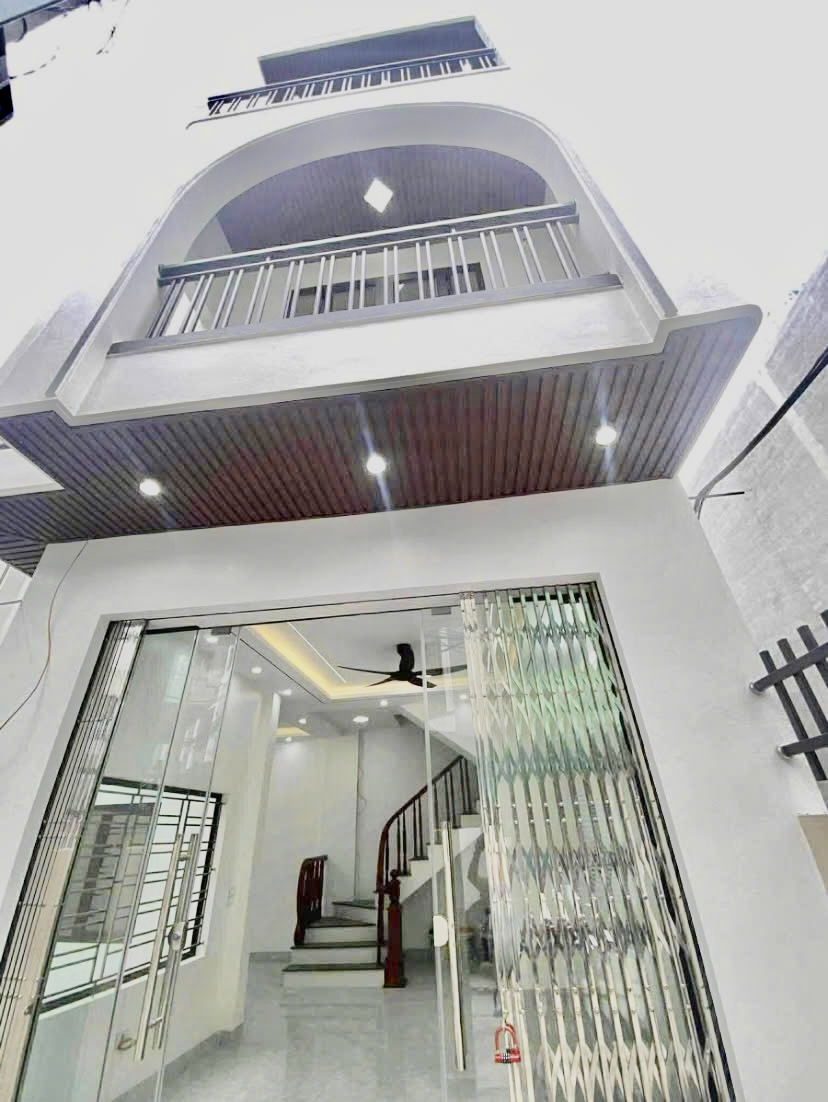 Nhà riêng Minh Khai 40m² giá 7.25 tỷ - Lô góc 2 mặt ngõ tuyệt đẹp!