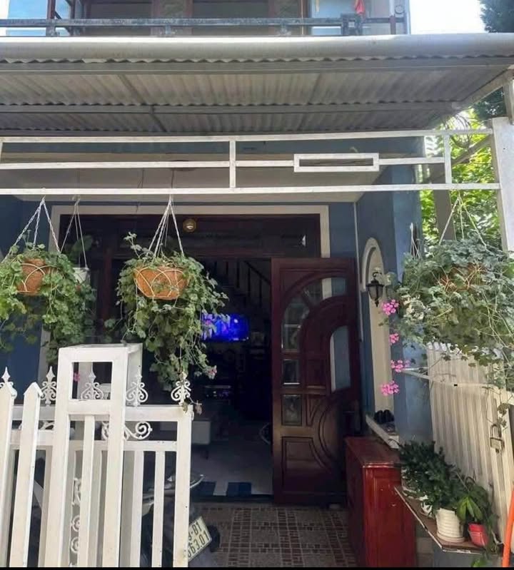 Nhà phố Đà Lạt 75m² giá 2.4 tỷ - Gần hồ Xuân Hương