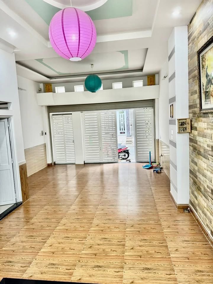 Nhà nguyên căn cho thuê tại Hoàng Quốc Việt, Quận 7 - 65m² giá 22 triệu/tháng - Nội thất đầy đủ!