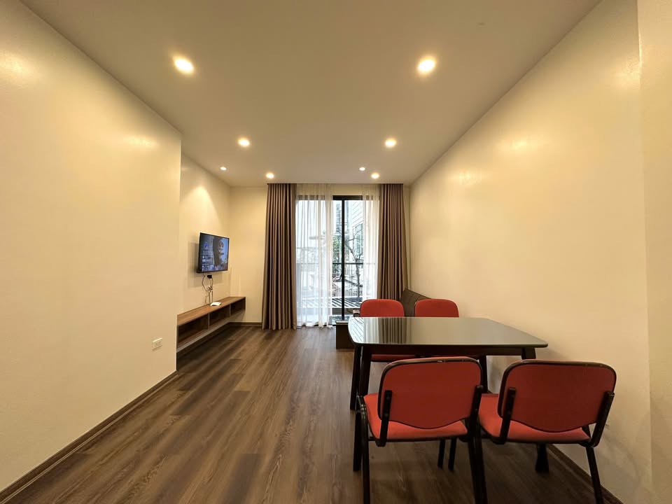 Căn hộ cao cấp 317 Hoàng Hoa Thám, Ba Đình 50m² - Cho thuê ngay!