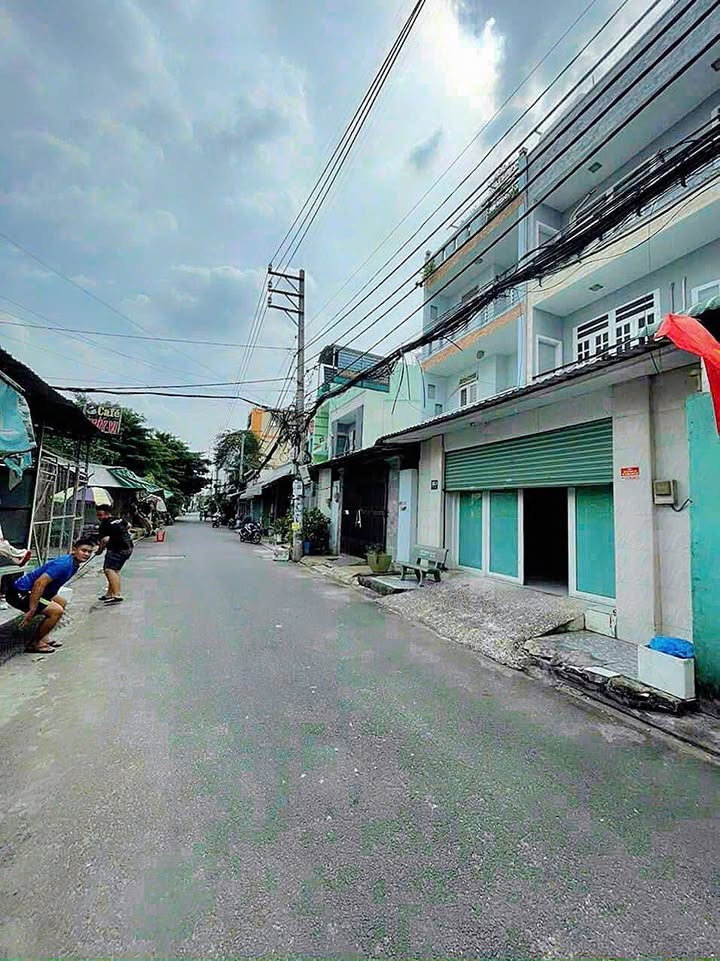 Cho thuê kho xưởng 256m² quận Bình Tân - Khu vực sản xuất lý tưởng!