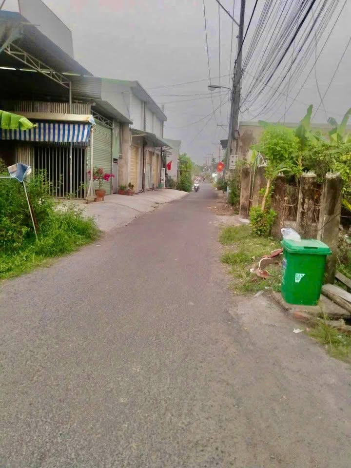 Đất nền 348m² tại Ấp 4 Long Thọ, Nhơn Trạch - Giá chỉ 4.5 tỷ, thương lượng!