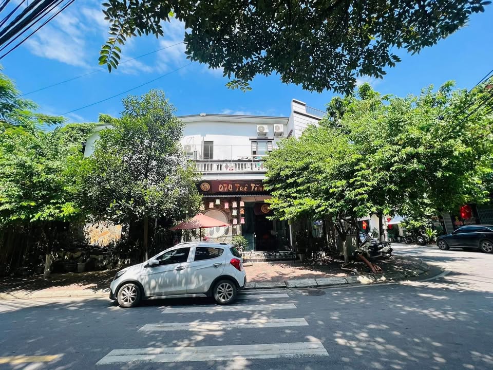 Nhà lô góc 2 tầng phố Tuệ Tĩnh 80m² giá 5 tỷ - Kinh doanh tốt, gần viện!