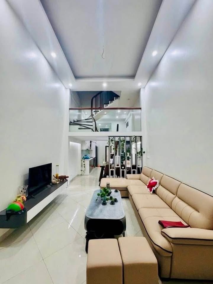 Nhà riêng Xuân Phương 40m² giá 5 tỷ - Căn hiếm 4 tầng dân xây!