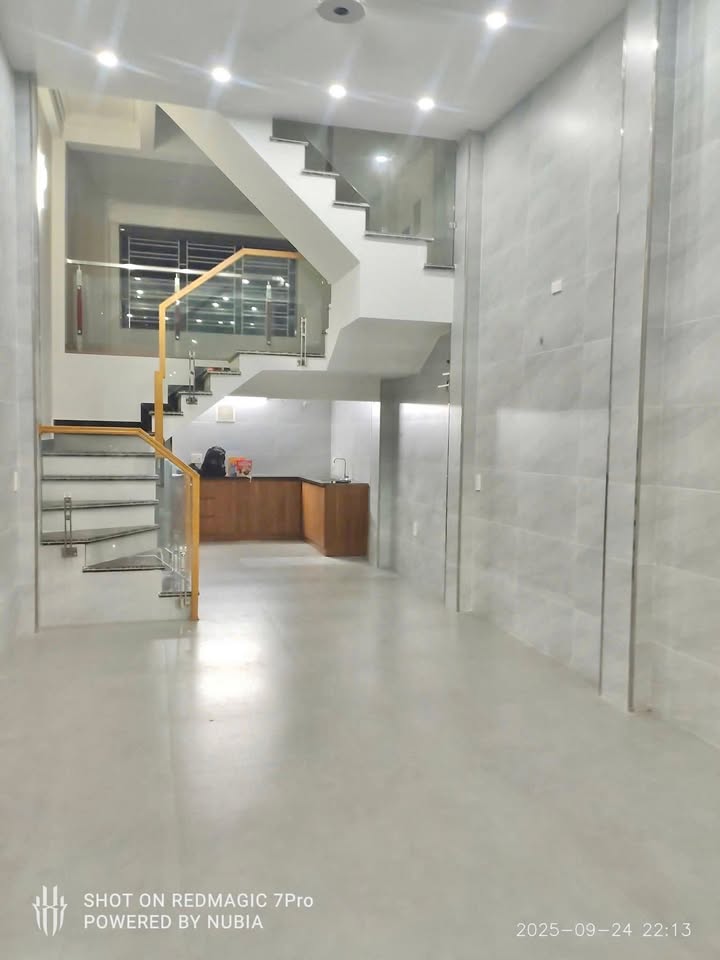 Nhà nguyên căn cho thuê tại Chung cư Hoàng Huy Lạch Tray 36.5m² - Vị trí đắc địa, kinh doanh thuận lợi!