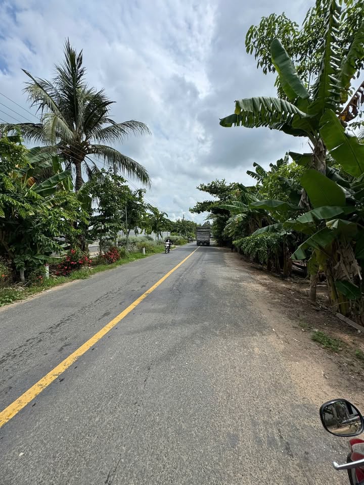 Đất nền mặt tiền Lộ Sau Long Sơn 3359m² giá 4 tỷ - Đầu tư sinh lời ngay!