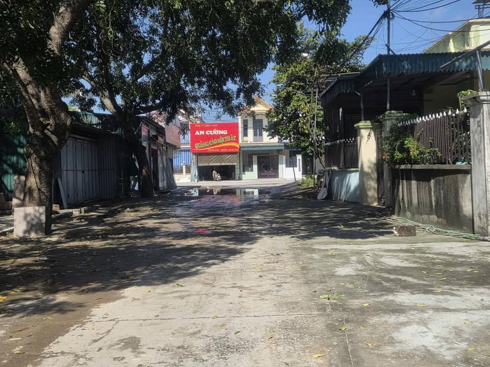 Đất liền kề Quảng Phú 125m² giá 1.89 tỷ - Vị trí đắc địa gần trường học!