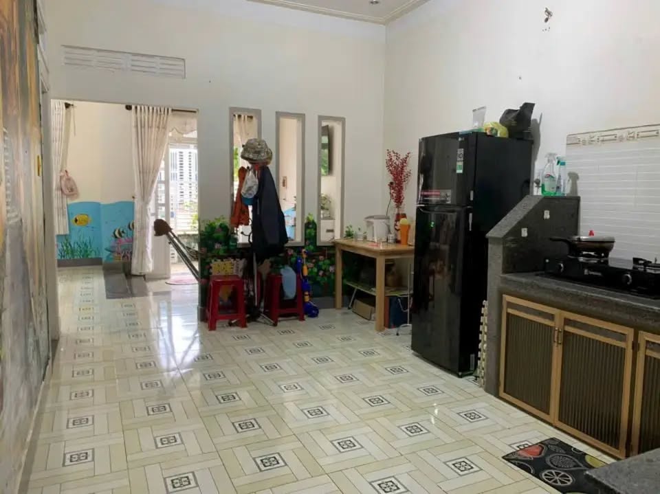 Nhà đẹp đường Lam Sơn Bảo Lộc 108m² giá 1.65 tỷ - Sổ đỏ chính chủ sẵn sàng giao dịch!