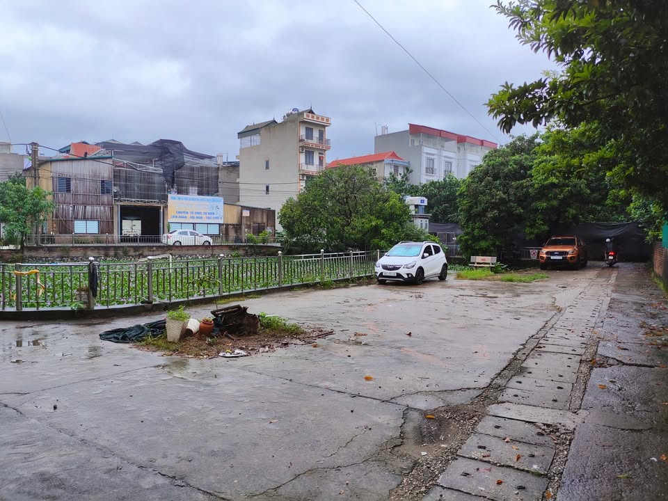 Nhà phố Yên Nghĩa 36m² giá 4.x tỷ - Ô tô đỗ cửa thoải mái!