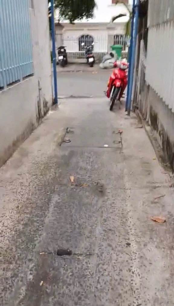 Nhà phố Vĩnh Long 40m² giá 1.8 tỷ - Chính chủ bán gấp!