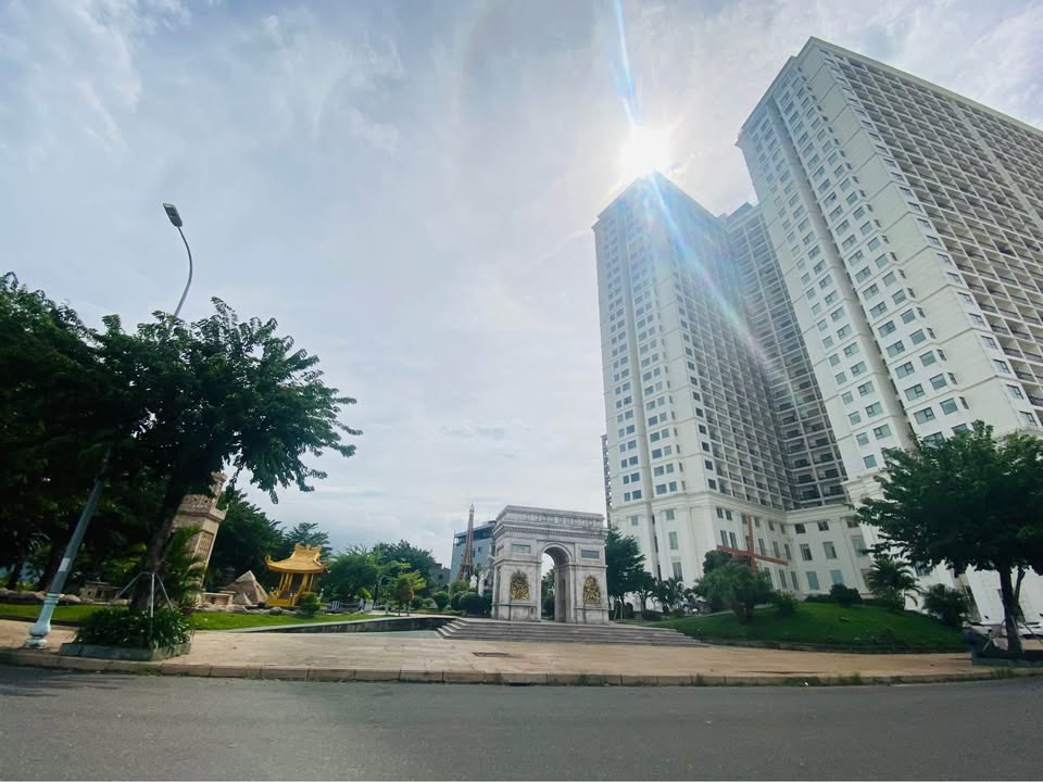 Đất nền Nại Hiên Đông, Đà Nẵng 220m² giá 10 tỷ - Đối diện công viên kỳ quan!