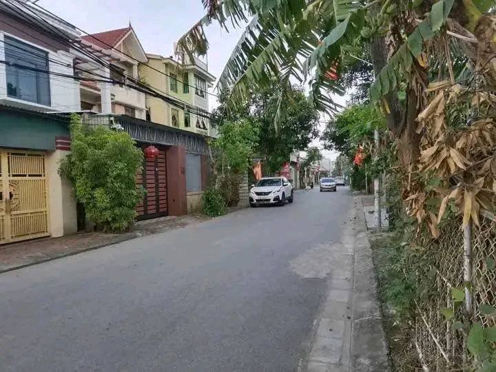 Đất nền tại ngõ 94 Lê Duy Điếm, phường Đại Nài, 166m² - Vị trí đẹp, dân cư đông đúc!