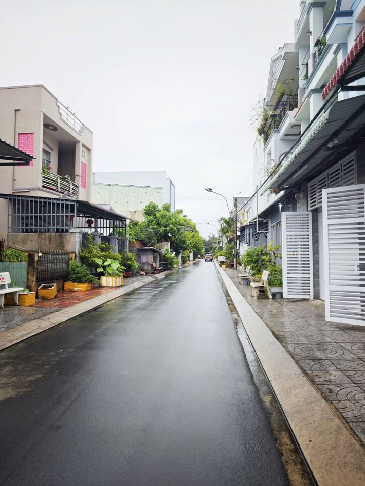 Nhà mặt tiền đường Lê Phụng Hiểu, Rạch Giá 99.97m² giá 3.9 tỷ - Pháp lý rõ ràng, chính chủ!