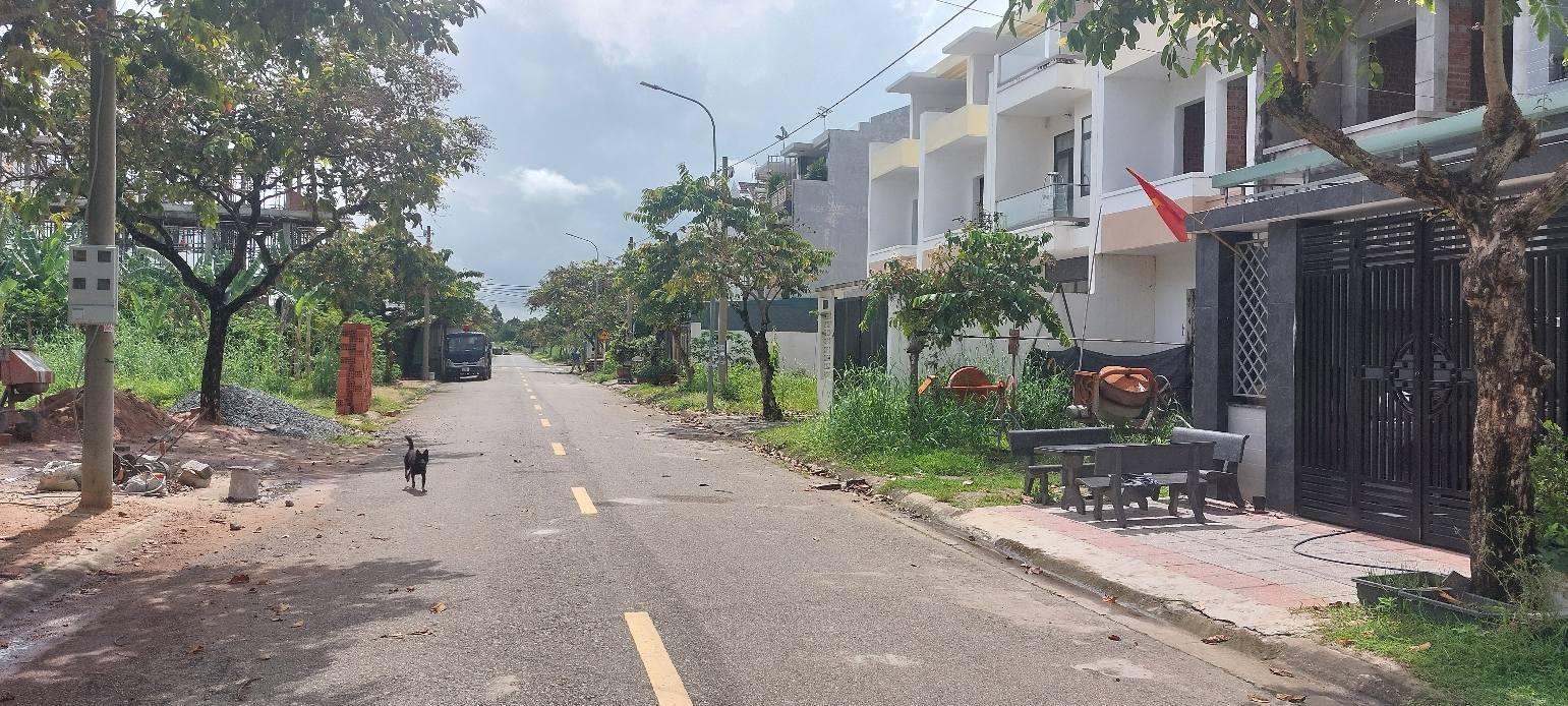 Nhà thô 2 tầng khu DIC4 Long Tâm, Bà Rịa - 3.59 tỷ, sổ hồng riêng!