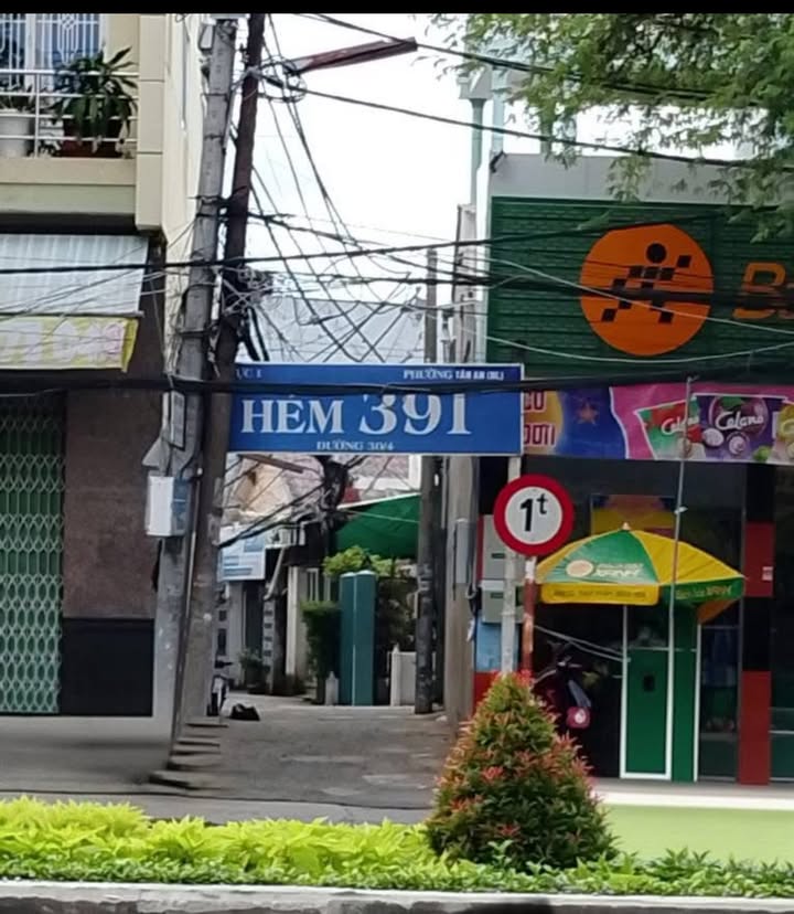 Bán nhà trệt lửng Hẻm 391 Đường 30/4, Cần Thơ 66m² - Giá chỉ 1.85 tỷ!