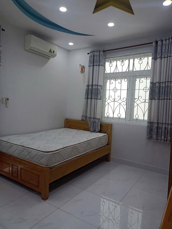 Nhà cho thuê Tân Thới Nhất 206m² giá 45 triệu - Full nội thất, ô tô vào tận nhà!