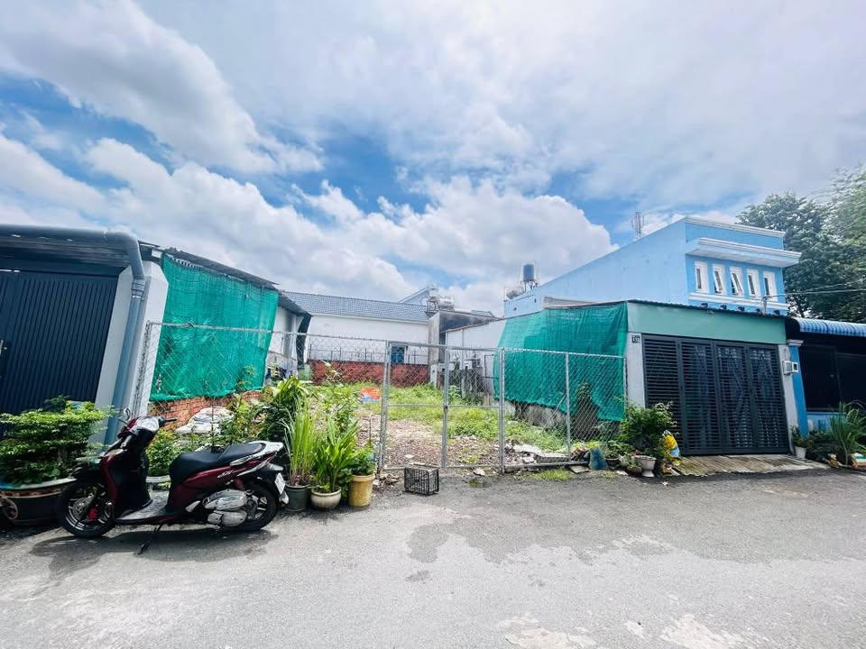 Đất nền xã Thới Tam Thôn 160m² giá 4.8 tỷ - Sổ hồng chính chủ, đường rộng 5m!