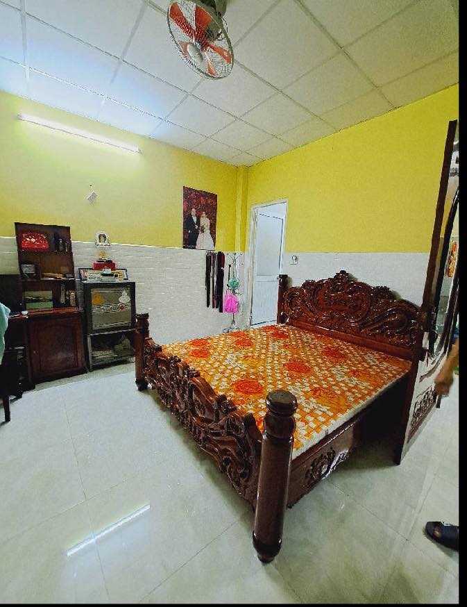 Nhà phố Bà Hom Q6 73m² giá 5.2 tỷ - Hẻm xe hơi, tiện ích xung quanh