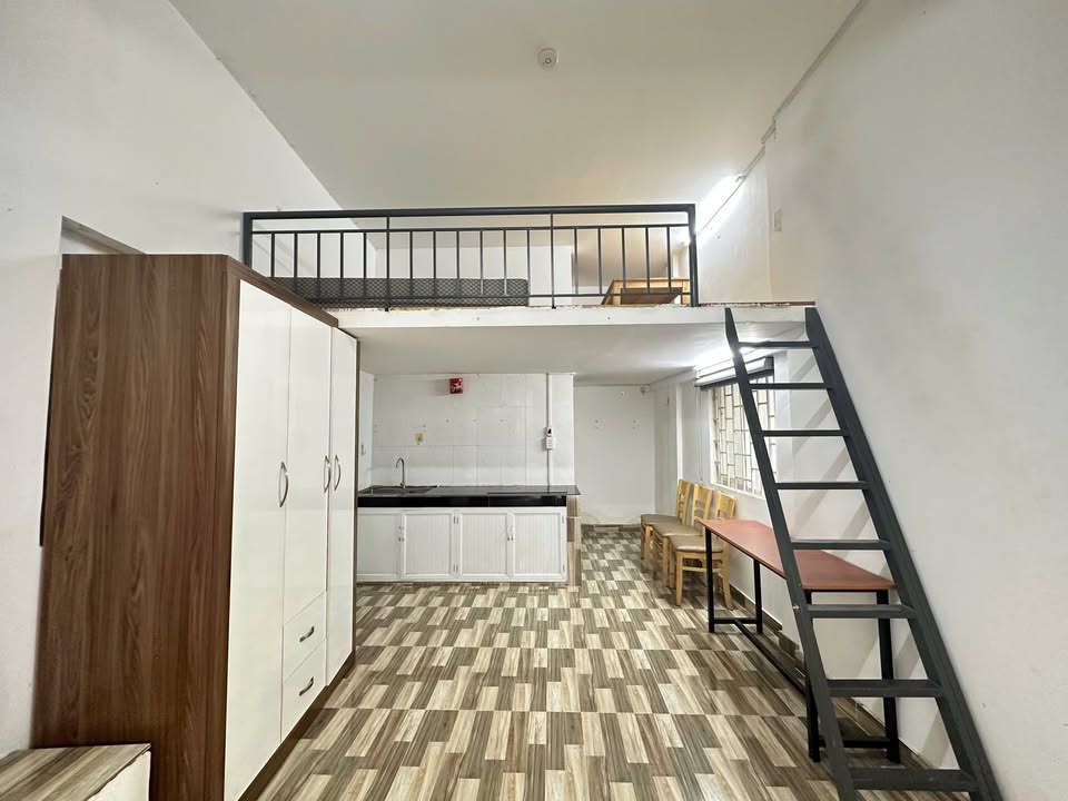 Cho thuê shophouse tại đường Cách Mạng Tháng 8, quận 3 - Diện tích 40m², Thích hợp kinh doanh online!