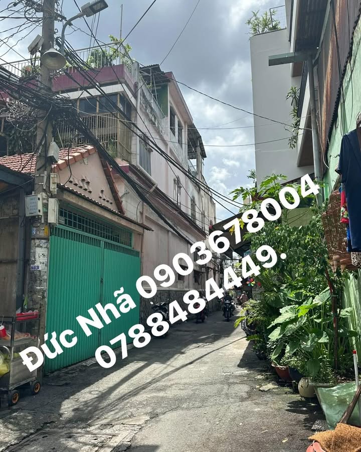 Nhà góc Hồng Bàng, quận 6, diện tích 129m² giá 15.99 tỷ - Khu vực an ninh, gần chợ Lớn!