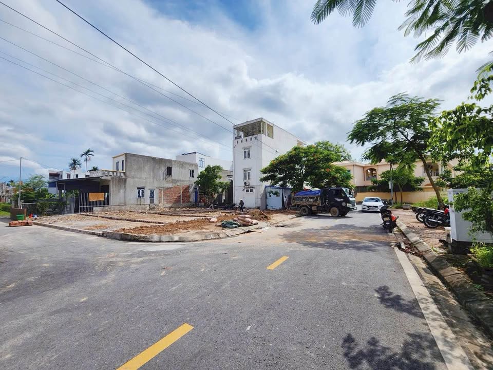 Đất phân lô Thủy Sơn - Thủy Nguyên 86m² giá 2 tỷ - Tặng nhà 2 tầng sân cổng riêng!