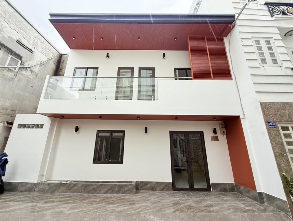 Nhà 2 Tầng 2PN 42m² tại Bình Thạnh giá 5.5 tỷ - Ô tô tới cửa!