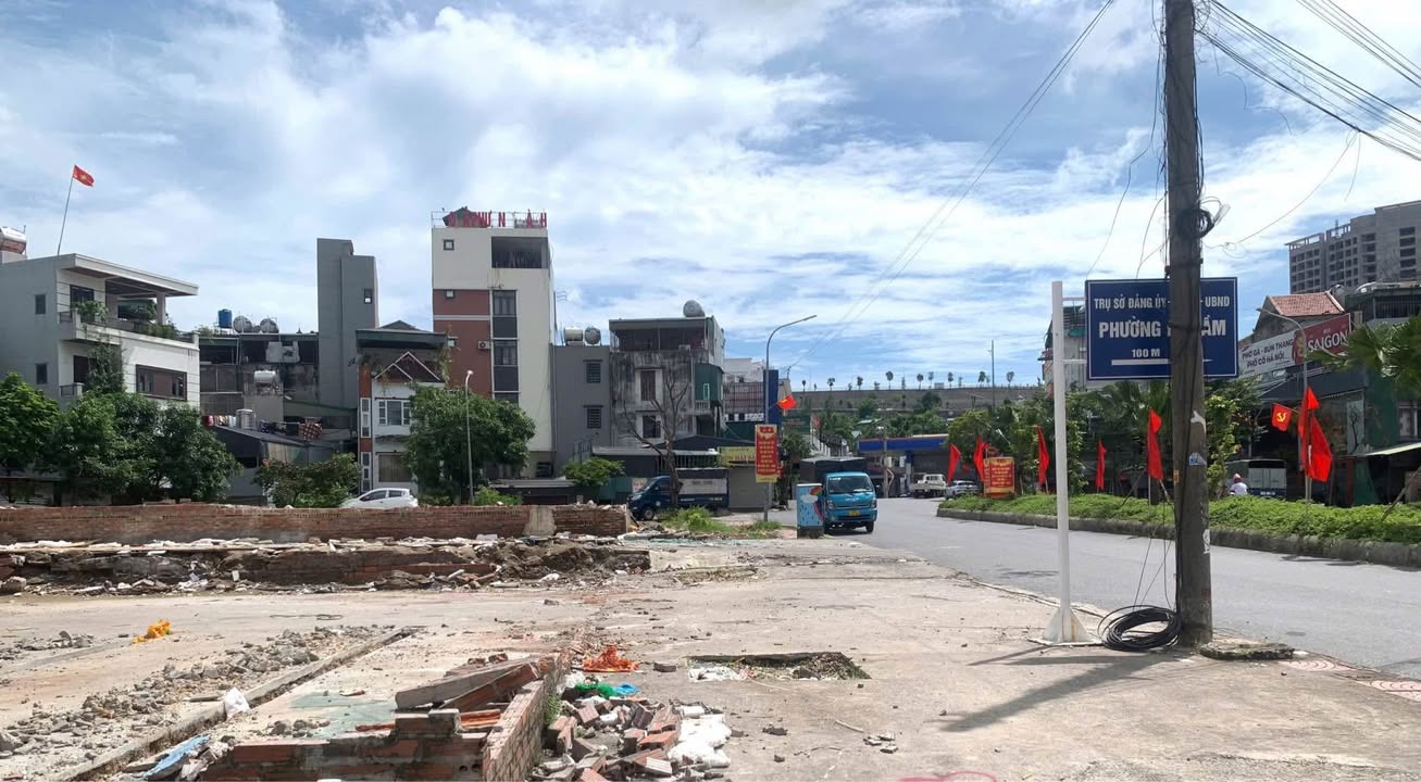 Đất kinh doanh Lideco Hạ Long 130m² giá 11.7 tỷ - Mặt tiền đường đôi sầm uất!