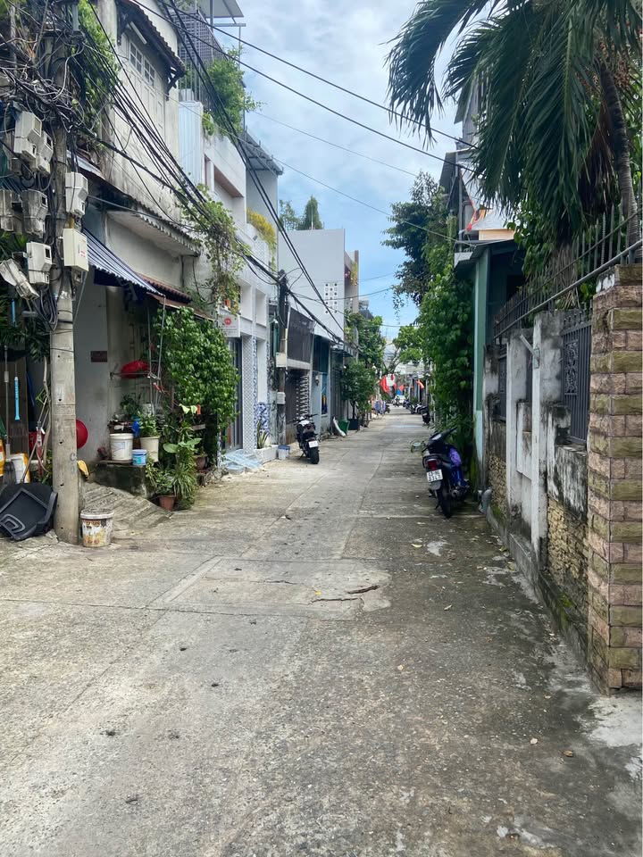 Nhà riêng Mân Thái, Đà Nẵng 100m² giá 4 tỷ - Kiệt ô tô, hướng Tây Bắc!