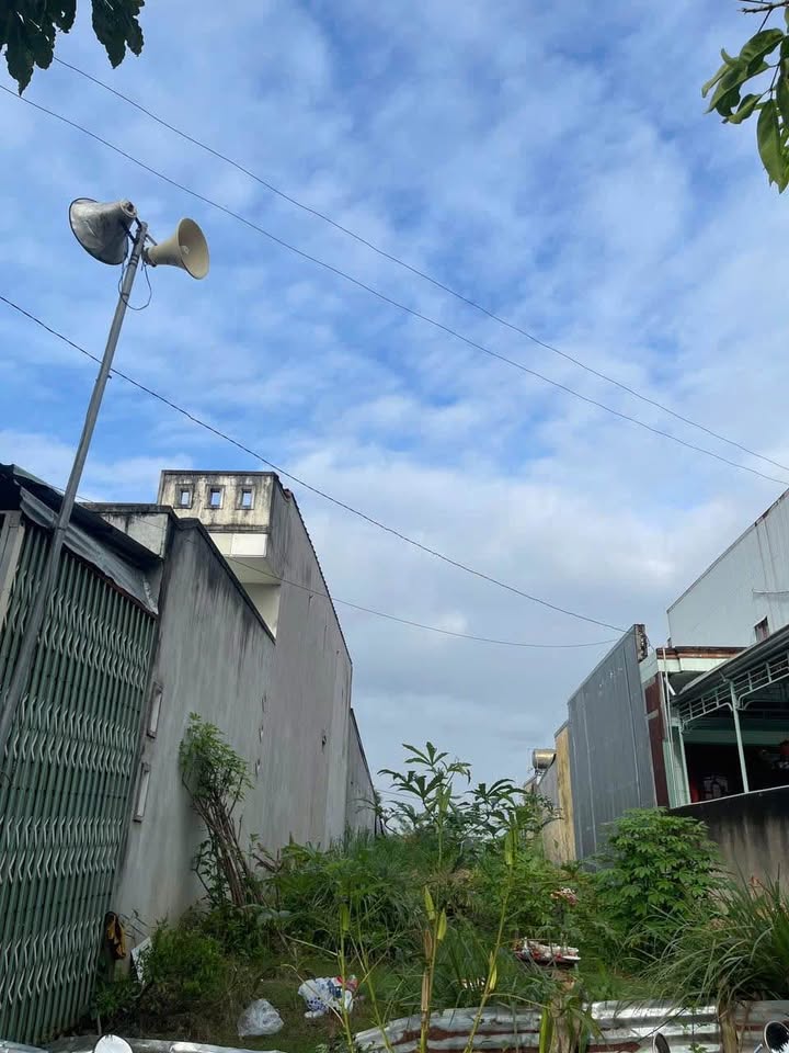 Đất thổ cư 210m² đường Phạm Văn Đồng, thành phố Kon Tum chỉ 1.9 tỷ - Vị trí đắc địa cho mọi nhu cầu!