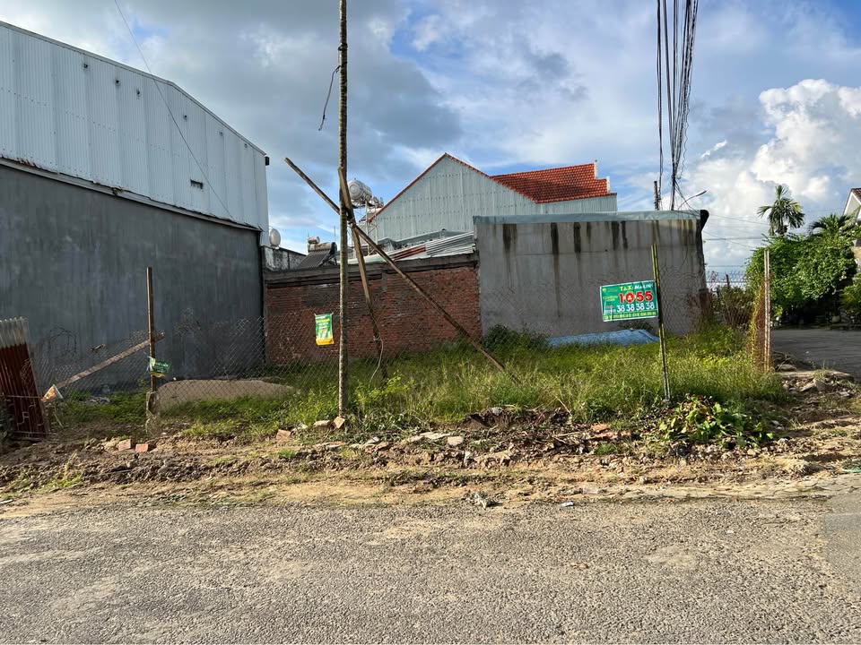 Đất nền lô góc 182m² tại Kon Tum - Giá chỉ 2 tỷ, vị trí đắc địa!