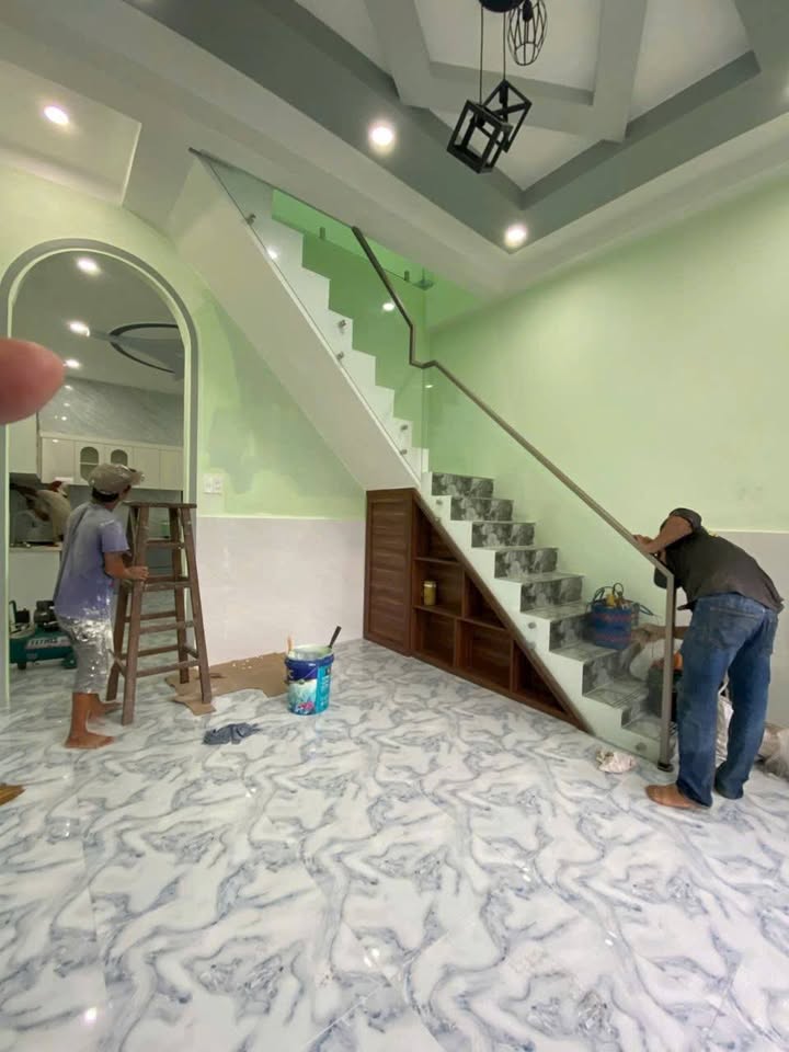 Nhà bán mặt tiền Lê Thị Hồng Gấm, Rạch Giá 33.6m² giá 1.65 tỷ - Kinh doanh thuận lợi!