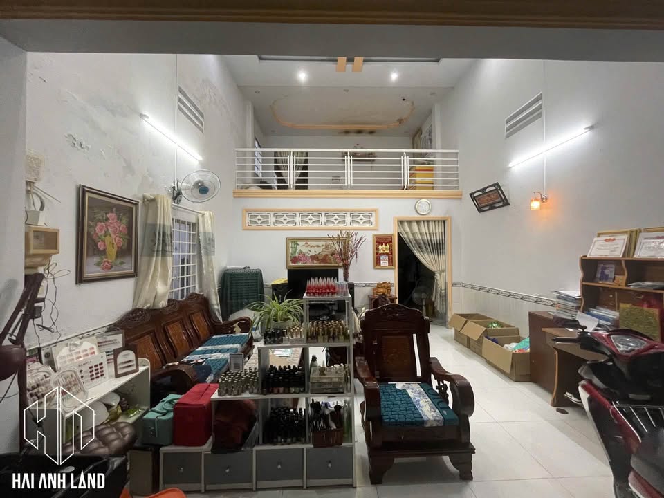 Nhà mặt tiền Chu Văn An, Rạch Giá, 180m² giá 3 tỷ - Kinh doanh hiệu quả!