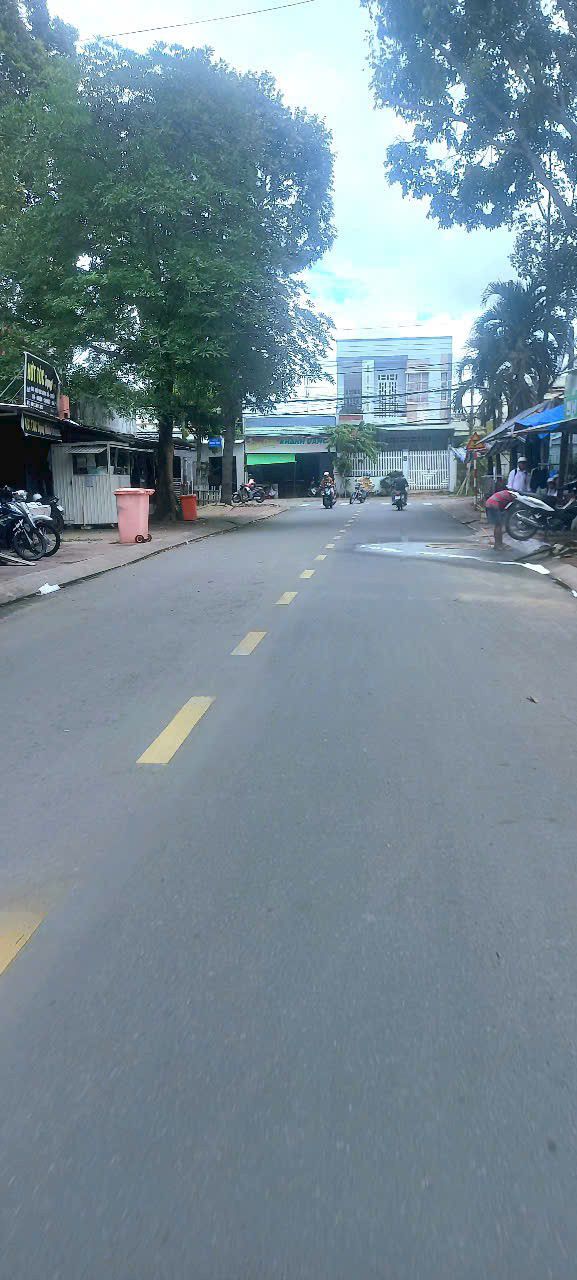 Đất mặt tiền đường Nguyễn Thái Học, Trà Vinh 102.6m² giá 3.5 tỷ - Kinh doanh thuận lợi!